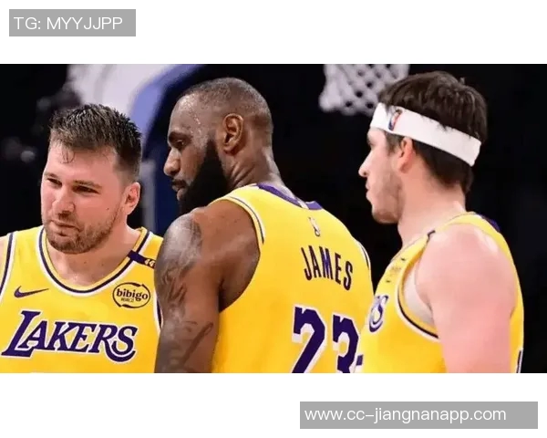 东詹独自带队表现惊艳湖人净效率数据揭示其重要性